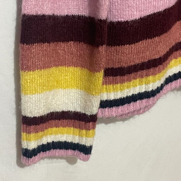 Cozy Oversized Colorful Striped Sweater - Picture 5 of 13